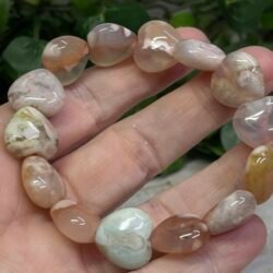 15mm Flower Agate Carved Heart Bead Bracelet