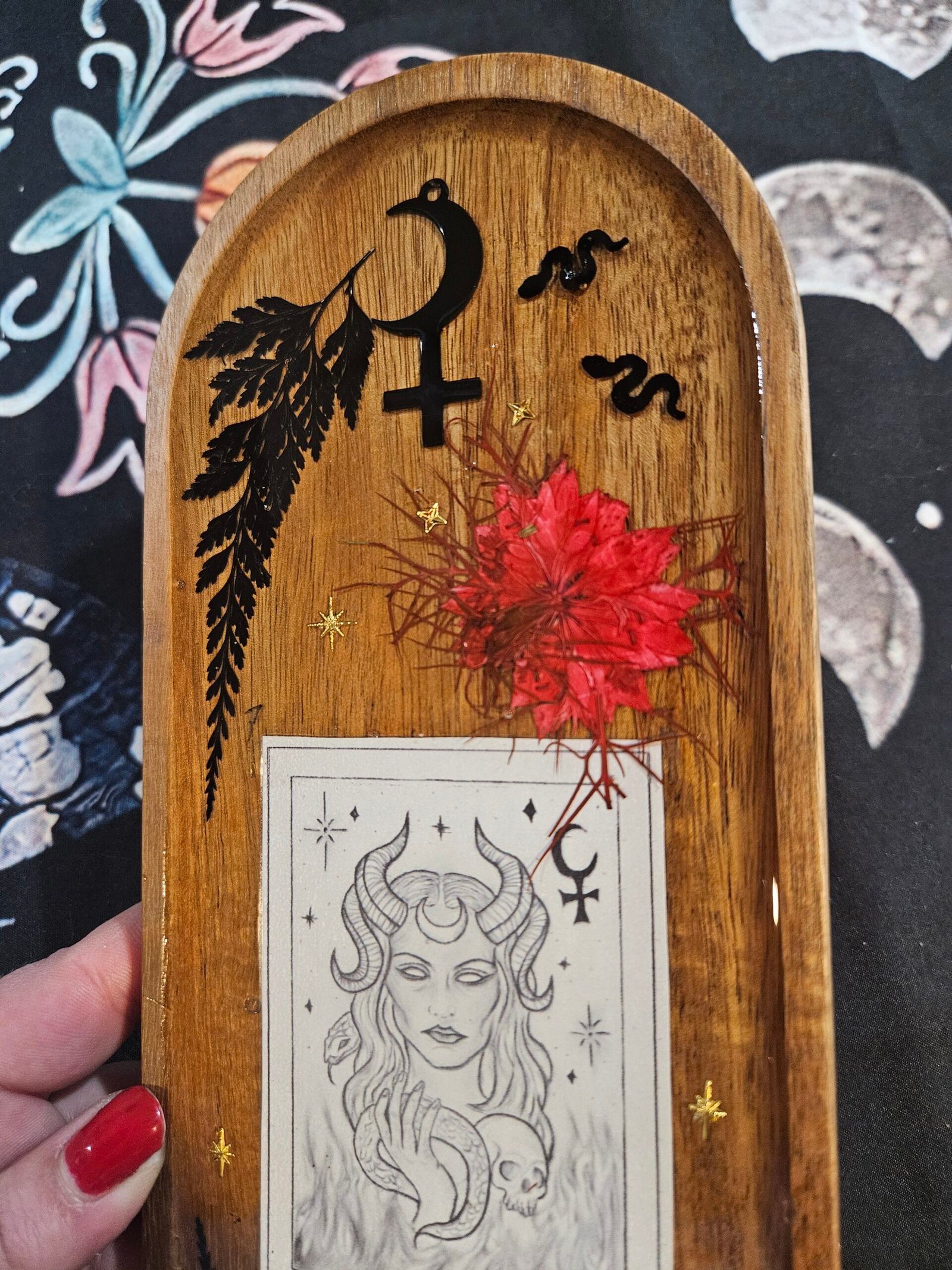 Lilith Offering Tray, 11 inch - Image 3