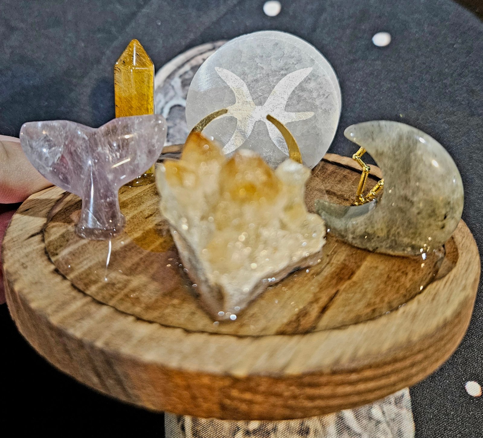 Pisces Crystal Display
