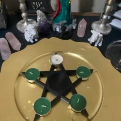 Star shaped tea light and insect holder