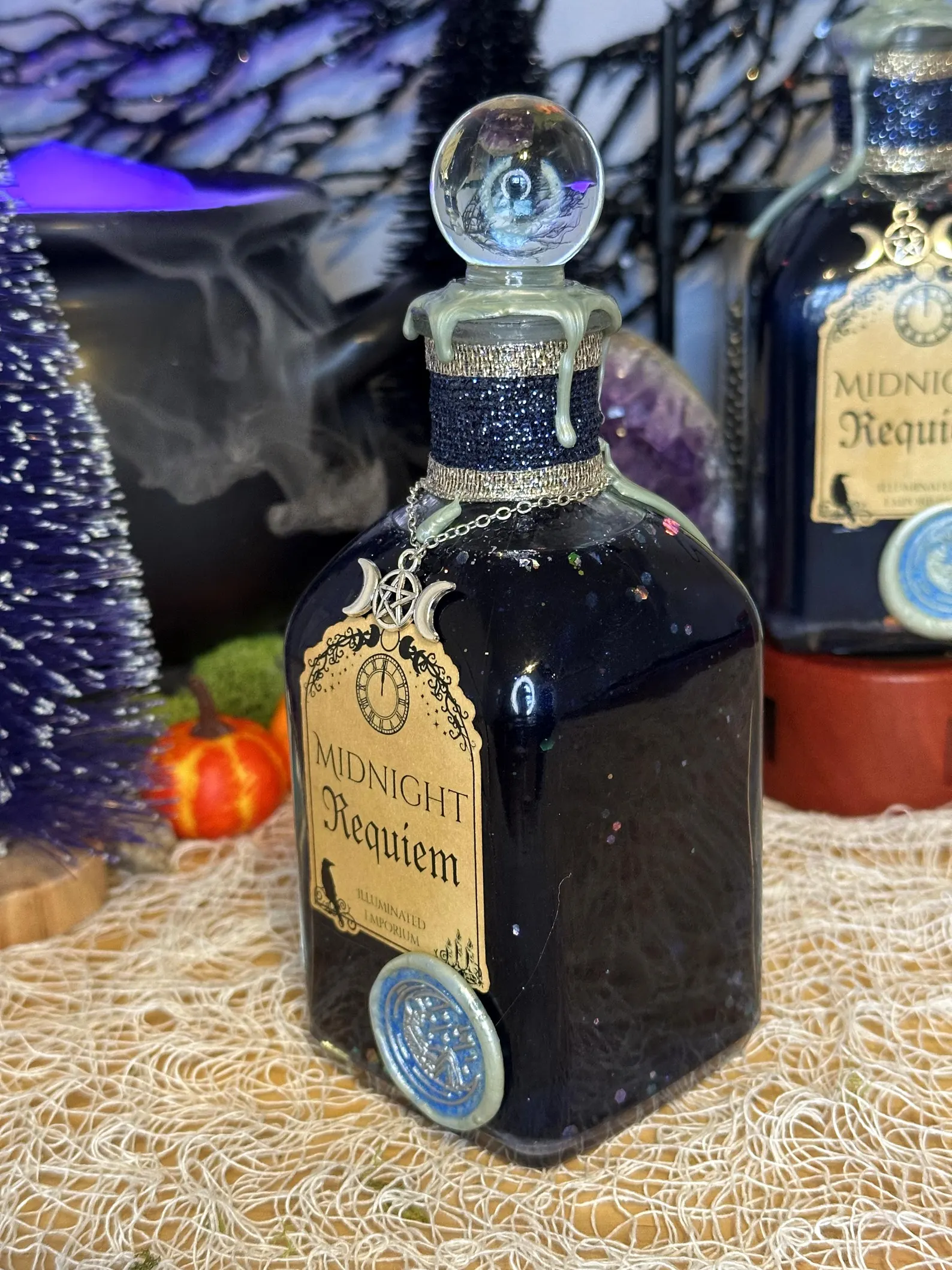 Midnight Requiem Potion Decorative Apothecary Bottle - Image 3