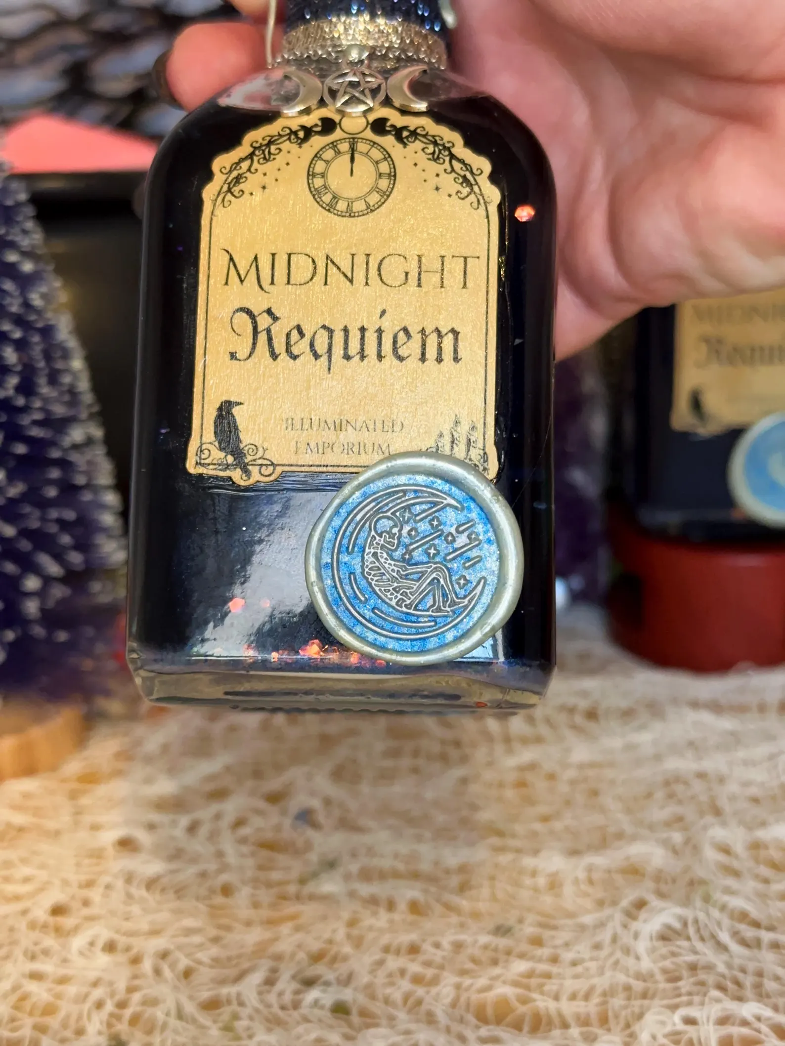 Midnight Requiem Potion Decorative Apothecary Bottle - Image 8