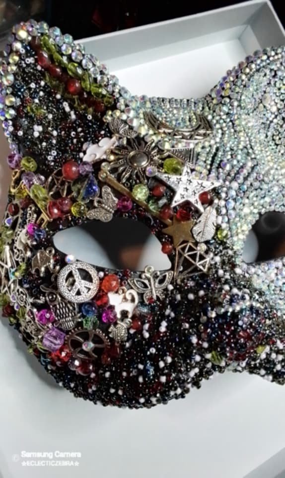 Altered art cat mask decor.. - Image 4